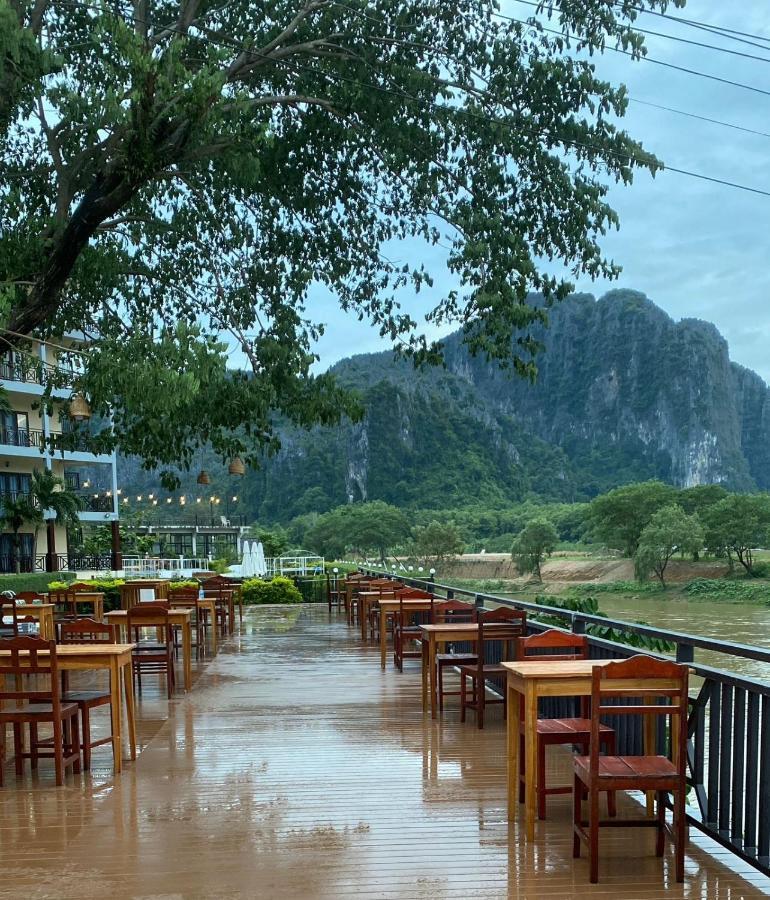 Lisha The Grand Riverside Hotel Vang Vieng Buitenkant foto