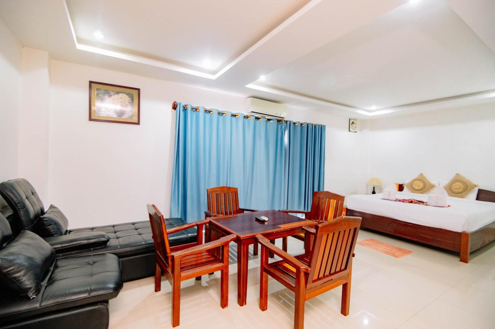 Lisha The Grand Riverside Hotel Vang Vieng Buitenkant foto