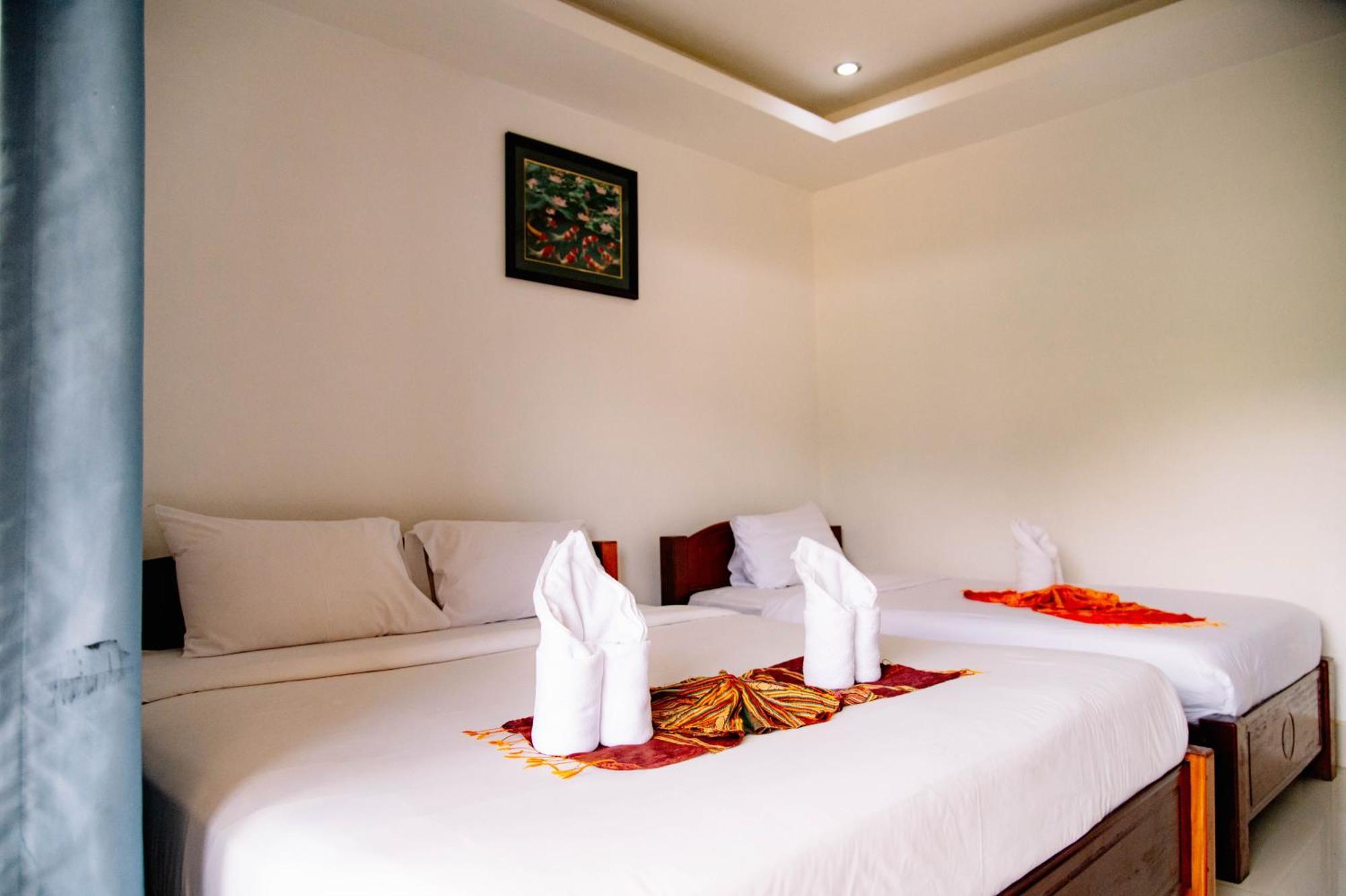 Lisha The Grand Riverside Hotel Vang Vieng Buitenkant foto
