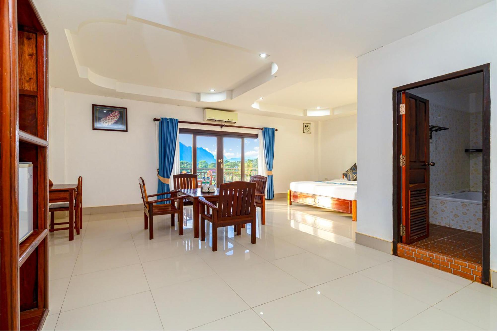 Lisha The Grand Riverside Hotel Vang Vieng Buitenkant foto