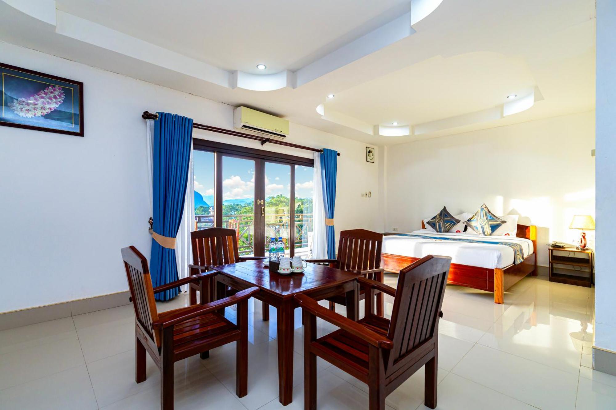 Lisha The Grand Riverside Hotel Vang Vieng Buitenkant foto