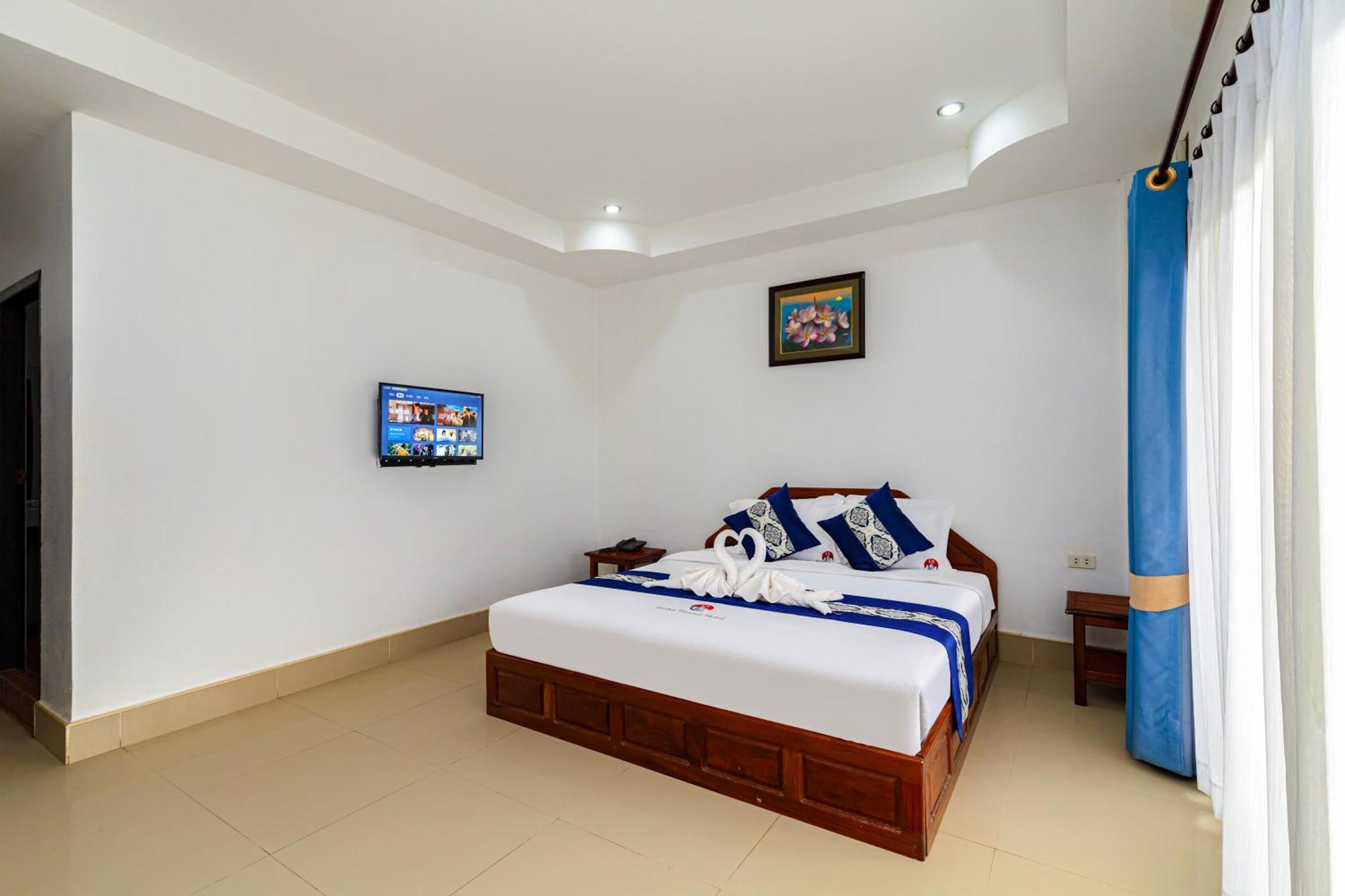 Lisha The Grand Riverside Hotel Vang Vieng Buitenkant foto