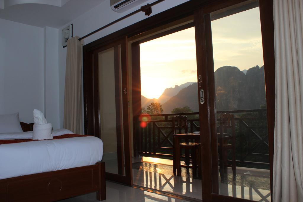 Lisha The Grand Riverside Hotel Vang Vieng Buitenkant foto