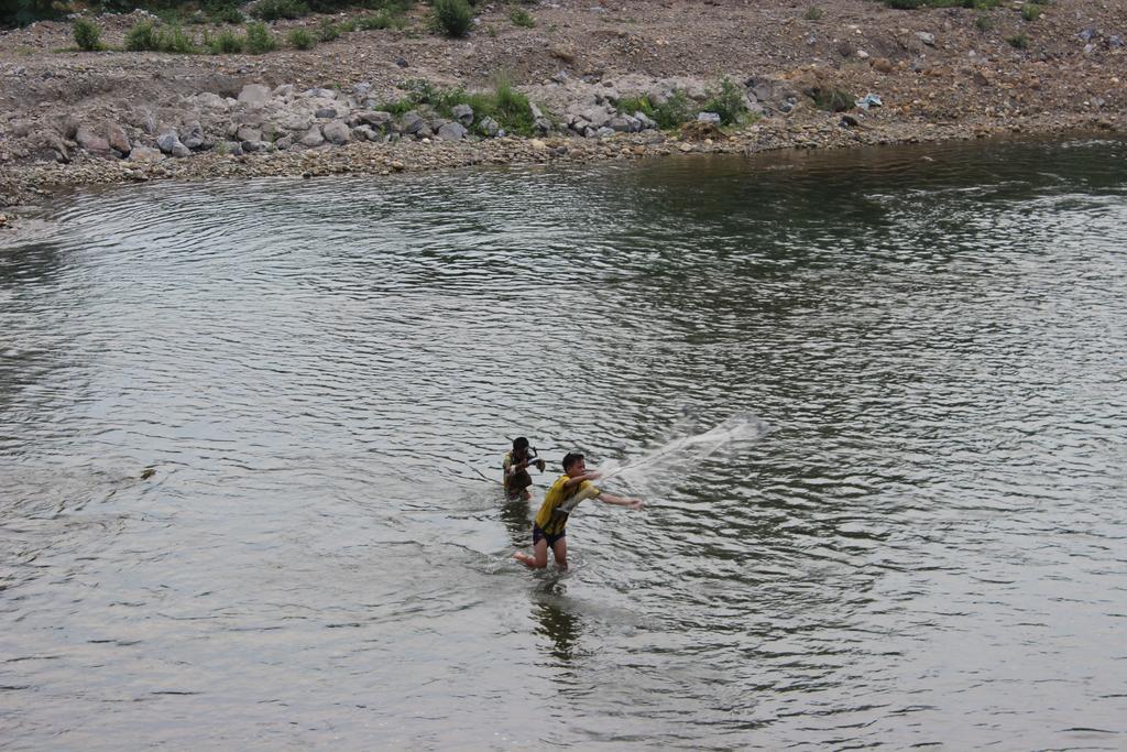 Lisha The Grand Riverside Hotel Vang Vieng Buitenkant foto