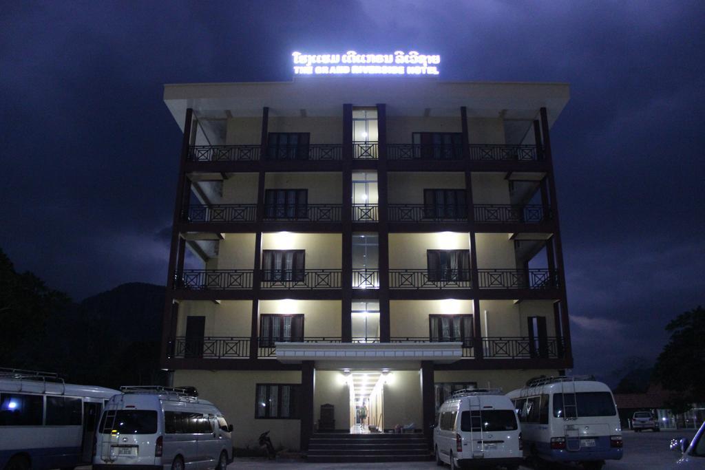 Lisha The Grand Riverside Hotel Vang Vieng Buitenkant foto